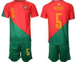 Portugal Hemmatröja VM 2022 för Herr Kortärmad + Korta byxor med namn MENDES 5